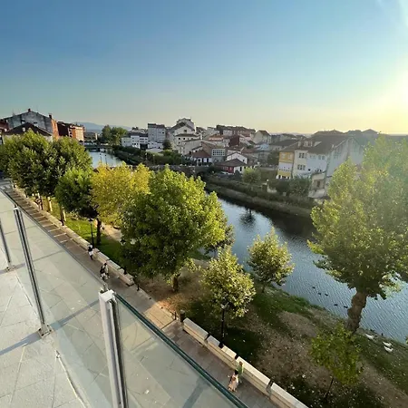 Paseo Malecon Planta 2 * Monforte De Lemos