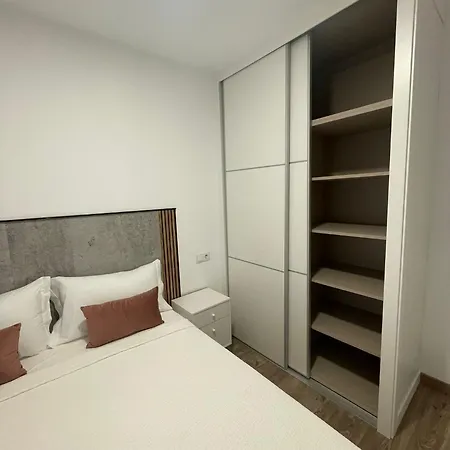 Paseo Malecon Planta 2 * Monforte De Lemos