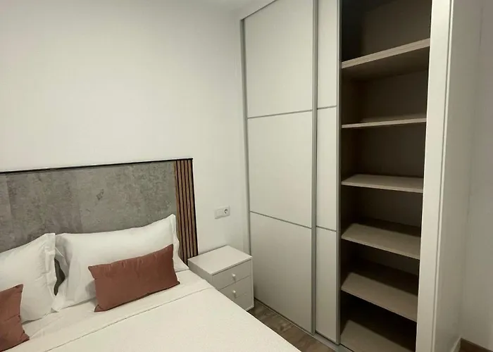 Paseo Malecon Planta 2 * Monforte De Lemos